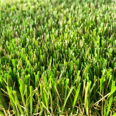 CHINA hierba artificial de mirada natural interior del césped de la hierba de alfombra del jardín de la alfombra de la hierba de 40m m proveedor